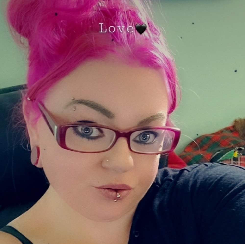 Meet your Posher, Samantha